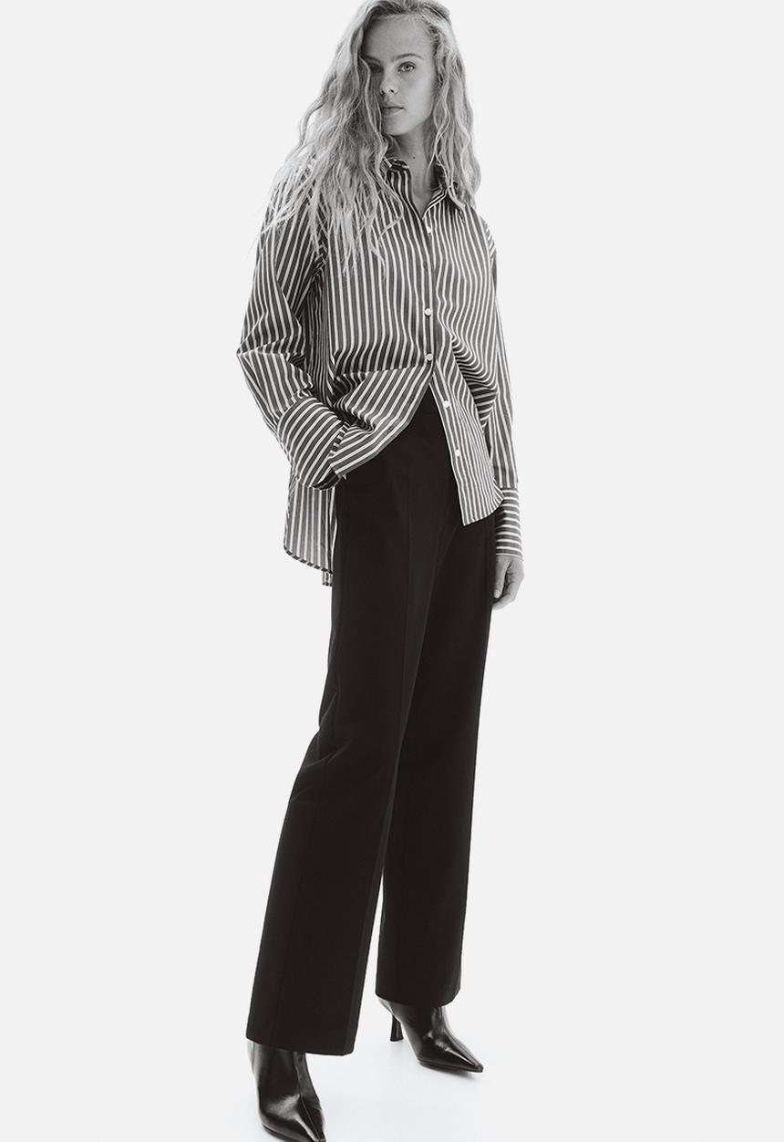 H&M - Straight trousers - black