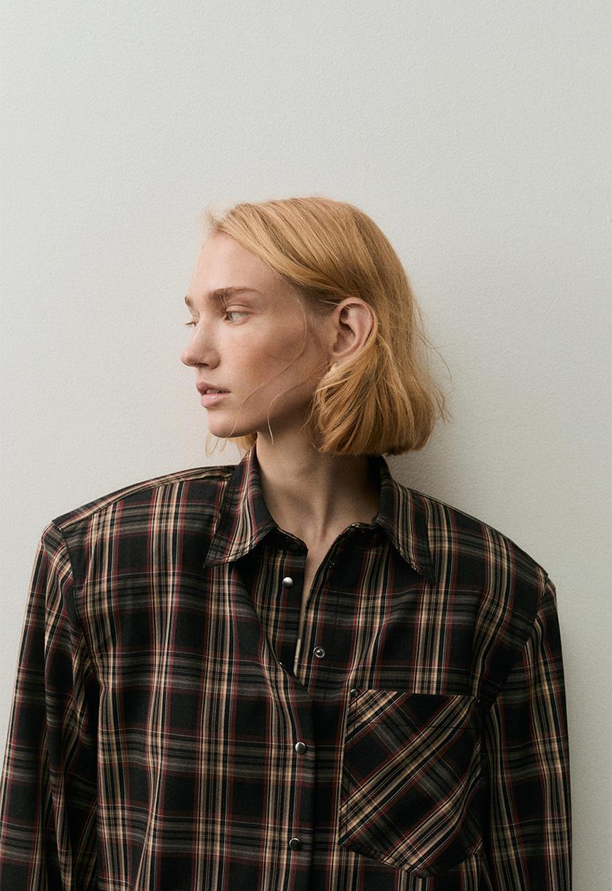 H&M - Shoulder-pad shirt - black checked 
