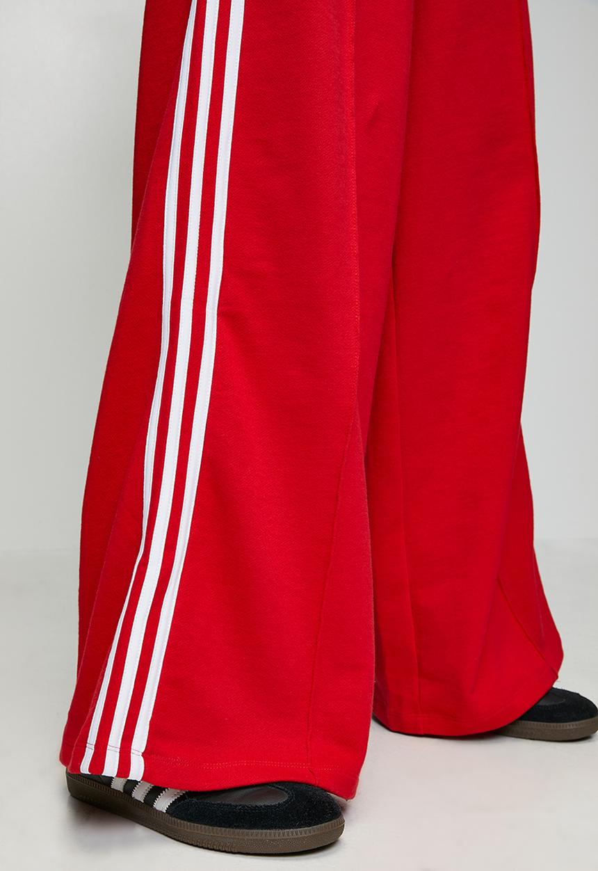 adidas Originals - 3S Wide Sweatpt W S26 - Better Scarlet