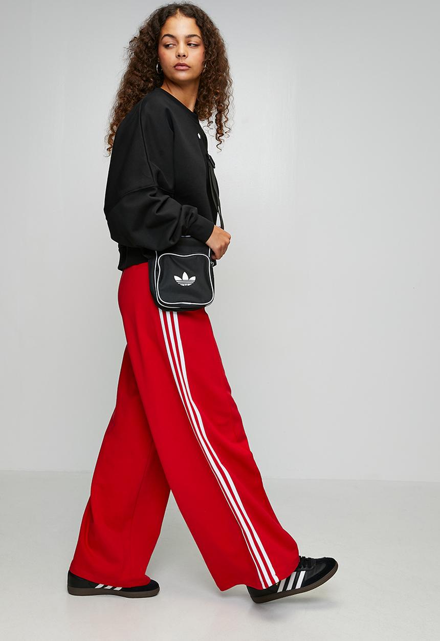 adidas Originals - 3S Wide Sweatpt W S26 - Better Scarlet