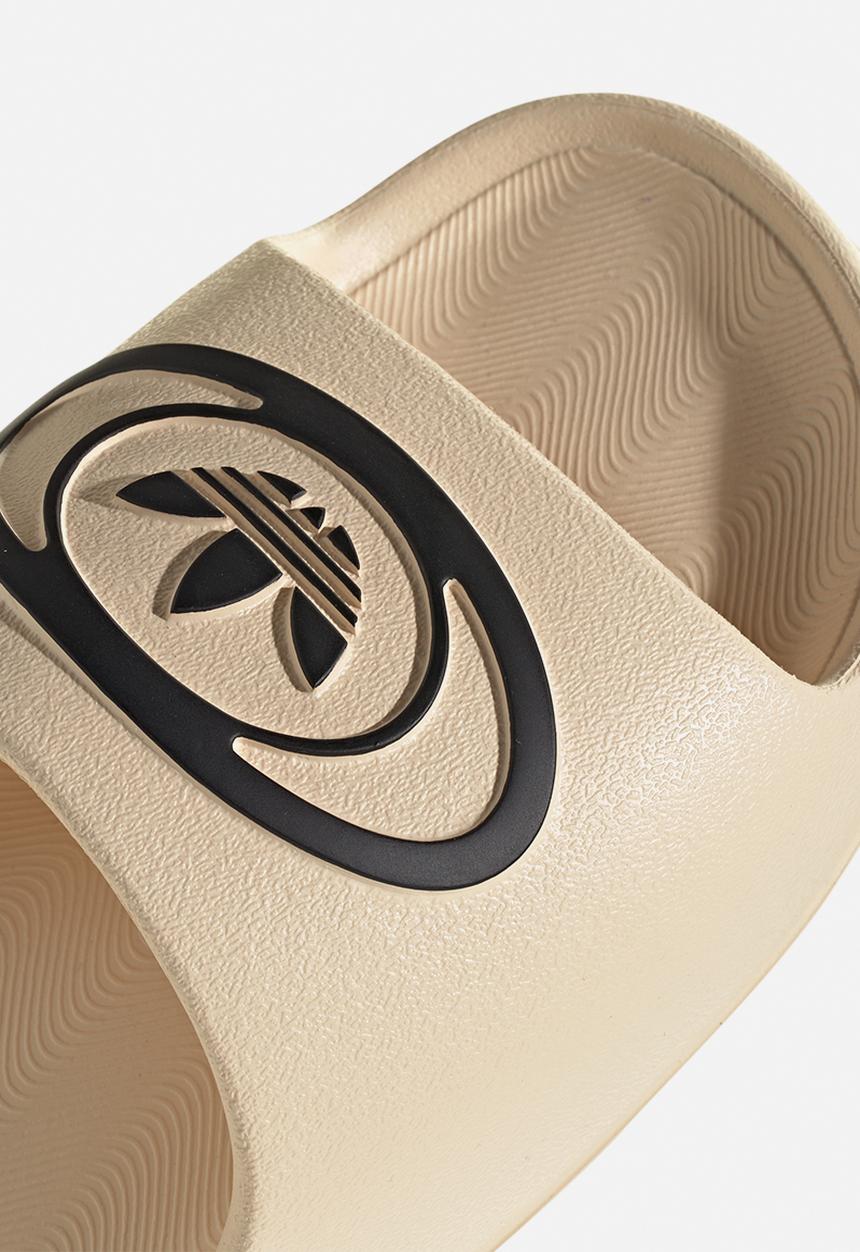 adidas Originals - ADILETTE 00s - sand strata/core black/NONE