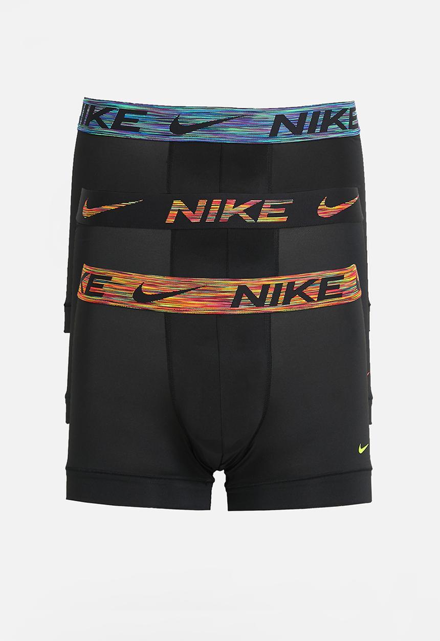 Nike - Trunk 3 pack - blk dty cts/grn stke/blk spc dye wb