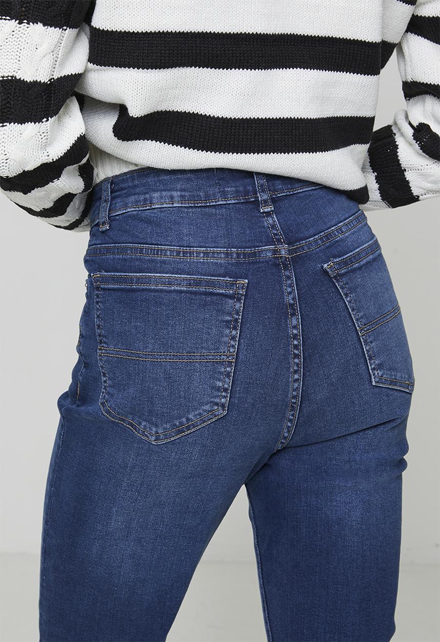 Brave Soul - Ladies Mom Jeans With Raw Hem - Mid Blue