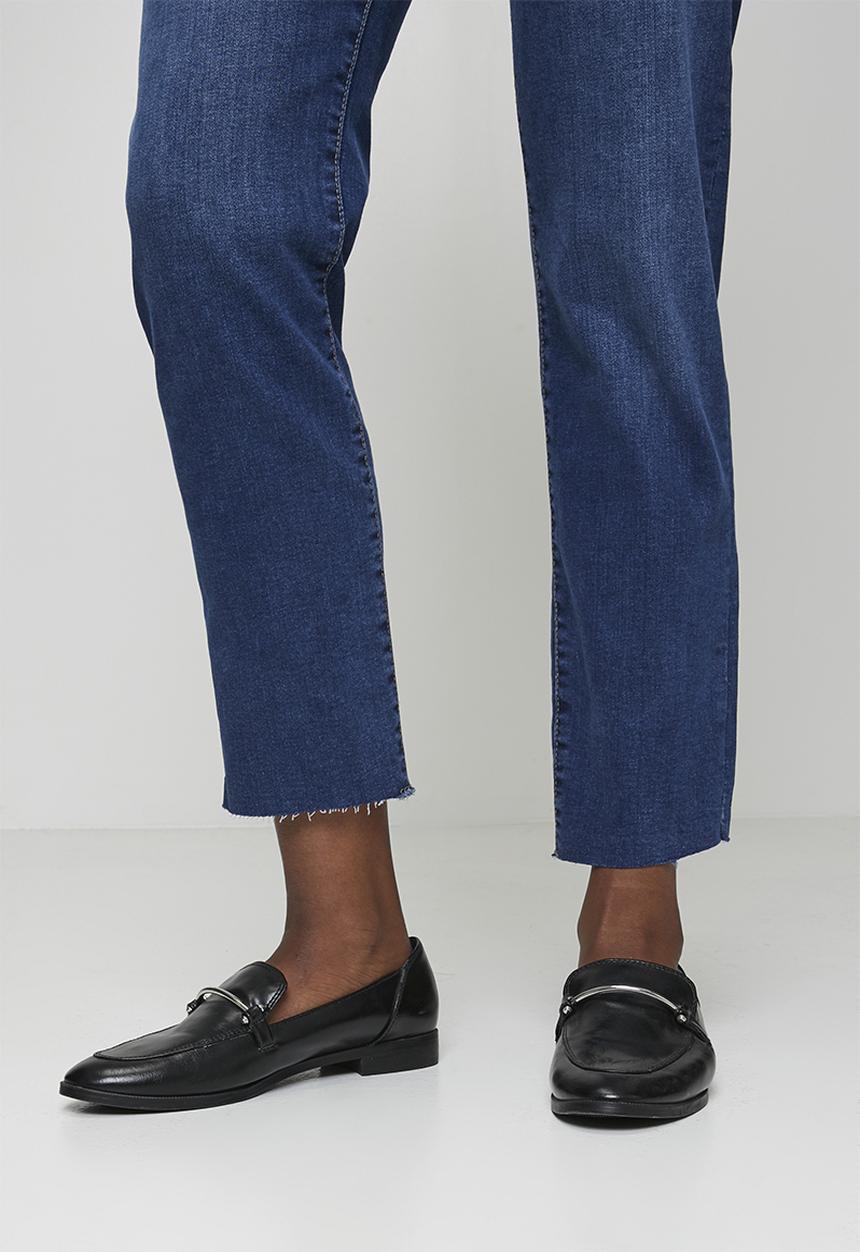 Brave Soul - Ladies Mom Jeans With Raw Hem - Mid Blue