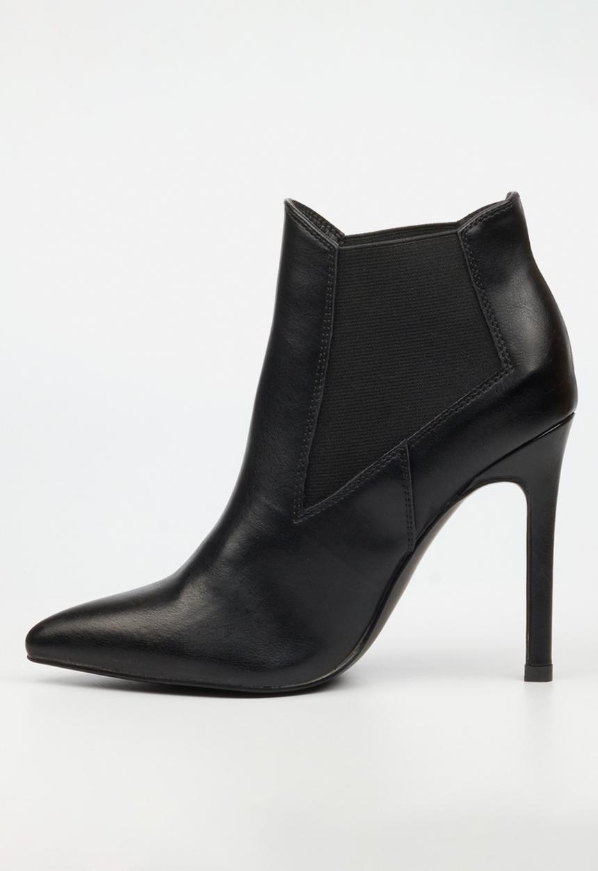 Miss Black - Boss 25 heel chelsea ankle boot - black