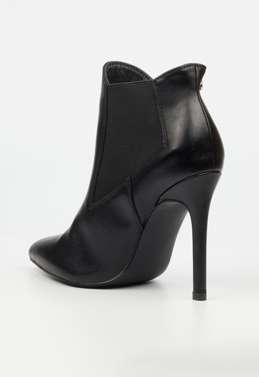 Miss Black - Boss 25 heel chelsea ankle boot - black