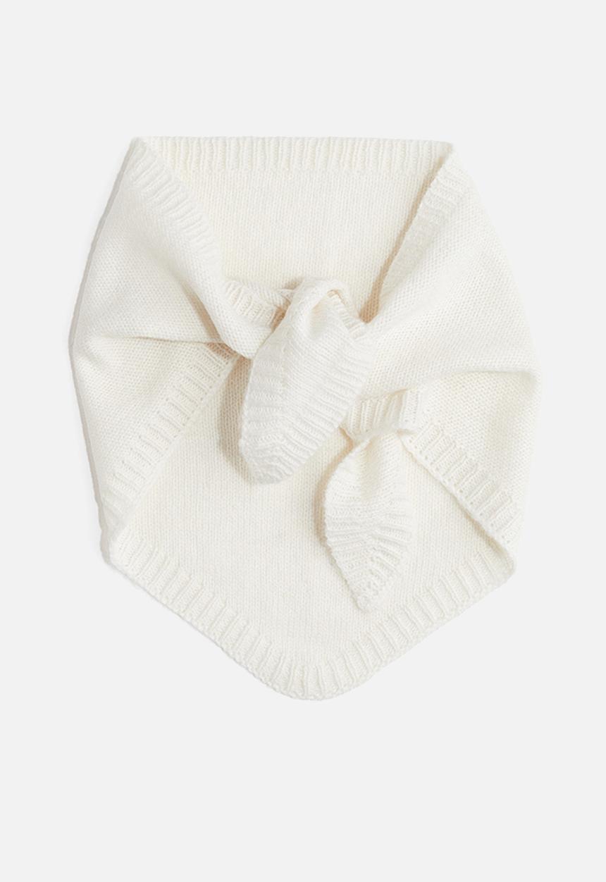 H&M - Knitted triangle scarf - cream
