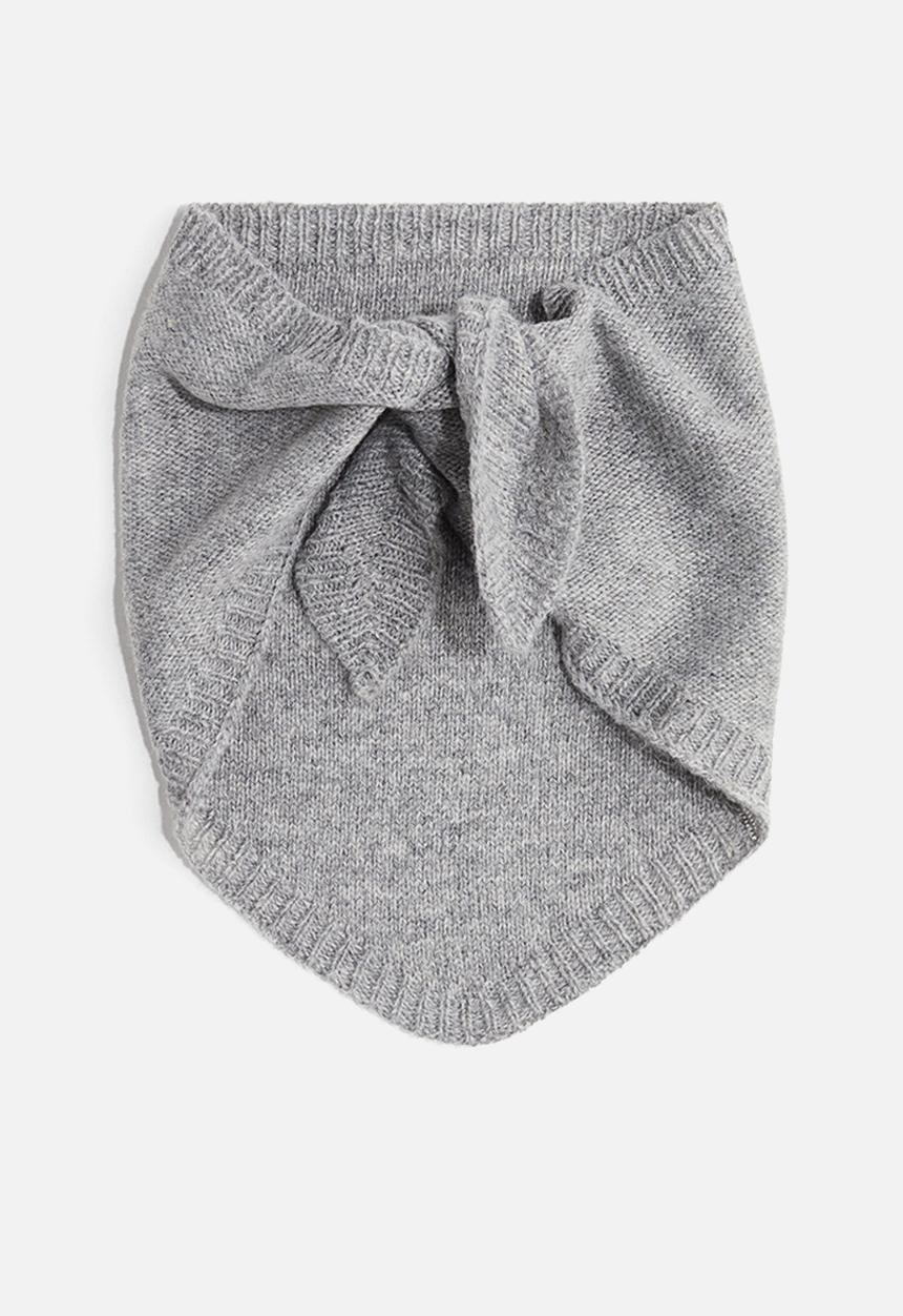 H&M - Knitted triangle scarf - grey marrl