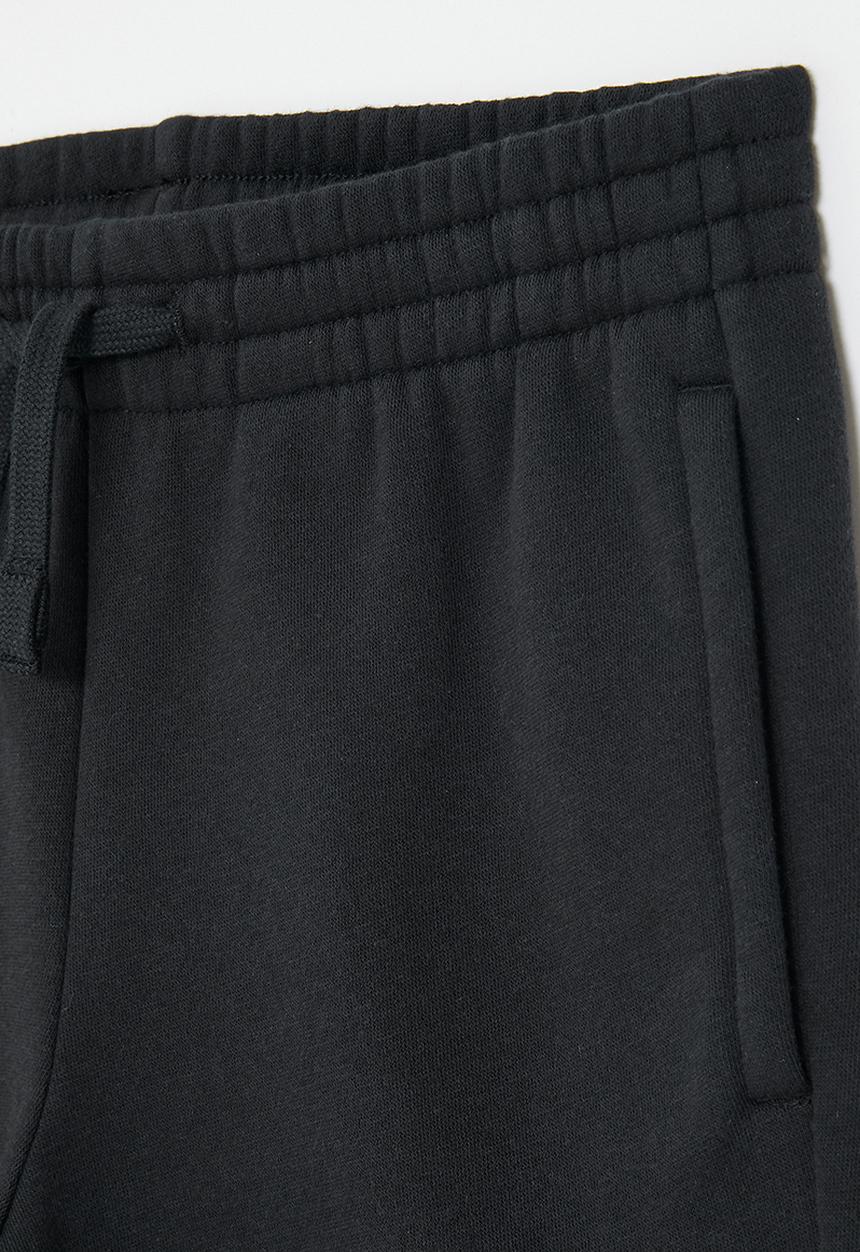 Under Armour - Ua rival fleece shorts - black/white
