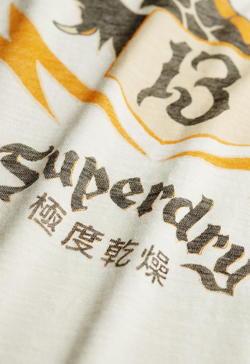 Superdry. - Campaign Souvenir Loose Tee - 22C - Cream