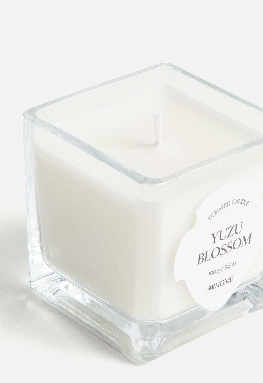 H&M - Small scented candle in glass holder - transparent