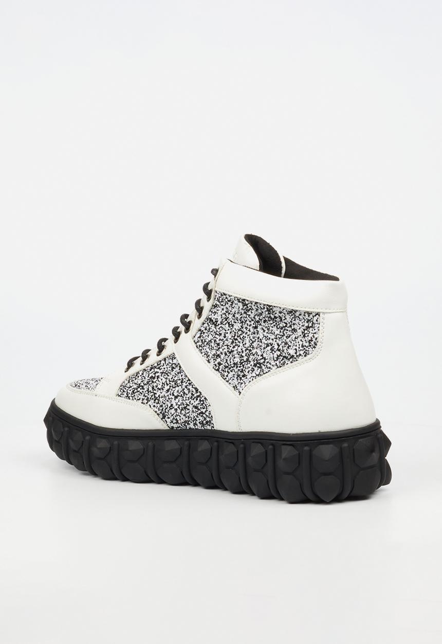 MAZERATA - PIGALE 12 - White