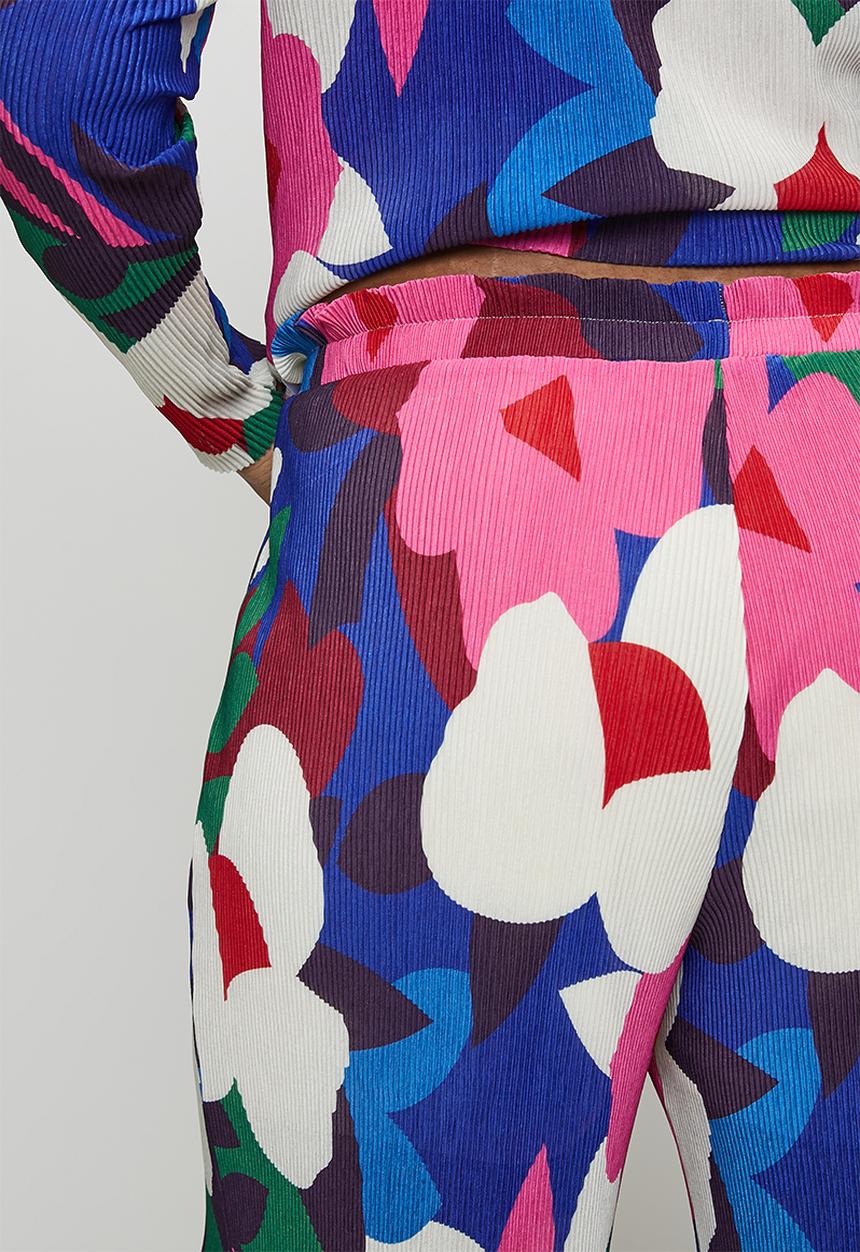 Me&B - Plus Tie Detail Plisse Pants in Bloom - Multi