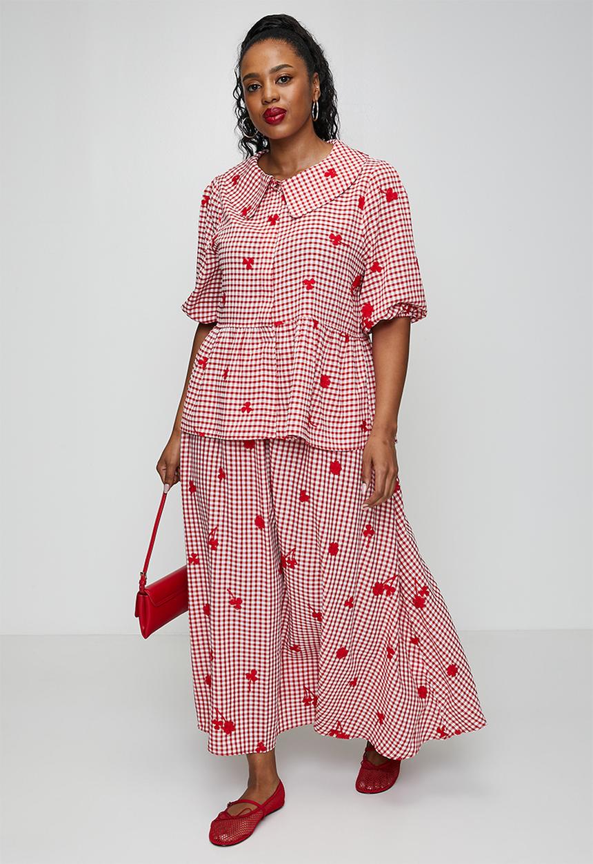 Me&B - Plus Embroidered Gingham Skirt - Red