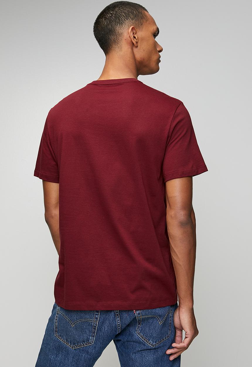 Calvin Klein - Ss 30S Eu Left Chest Logo Tee - Renaissance Red