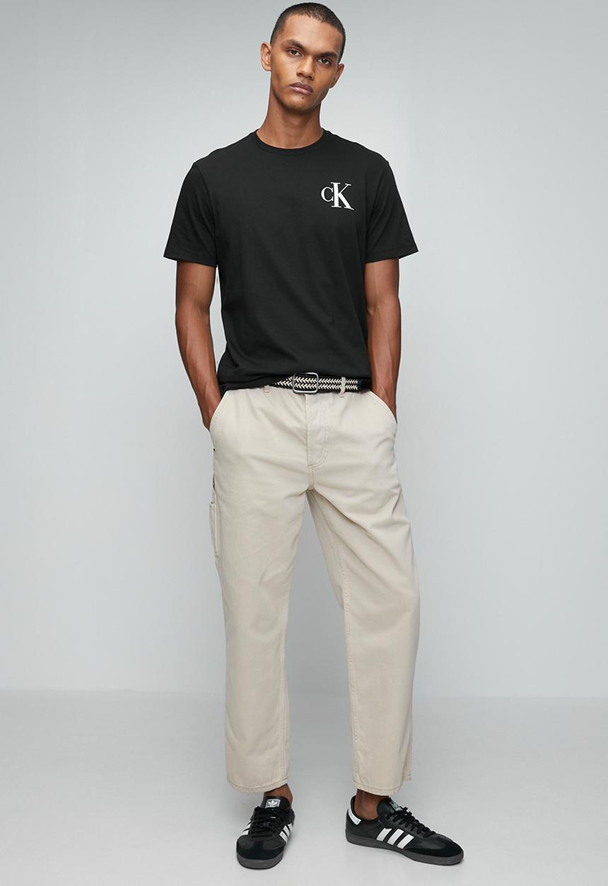 Calvin Klein - Ss 30S Eu Left Chest Logo Tee - Black