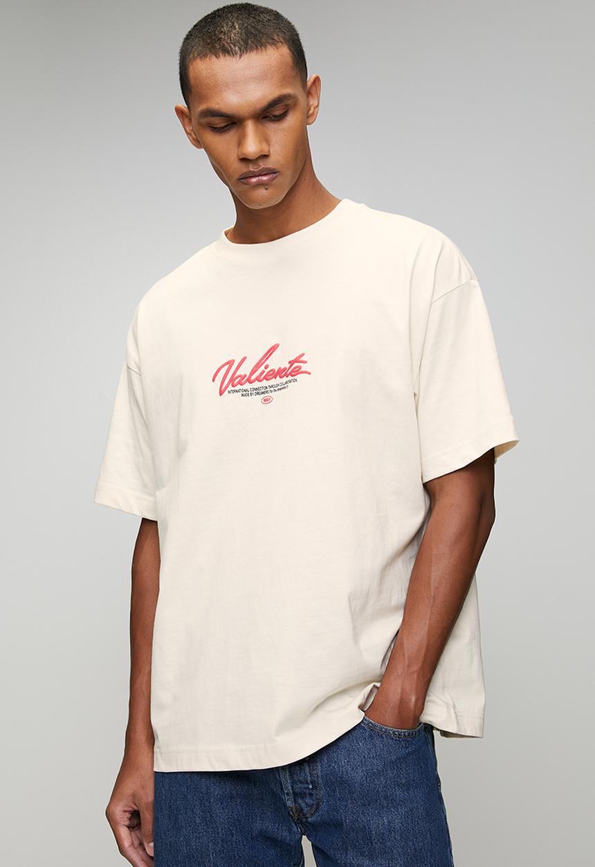 Box Fit Text T-Shirt - Creampuff / Valiente Dreamer
