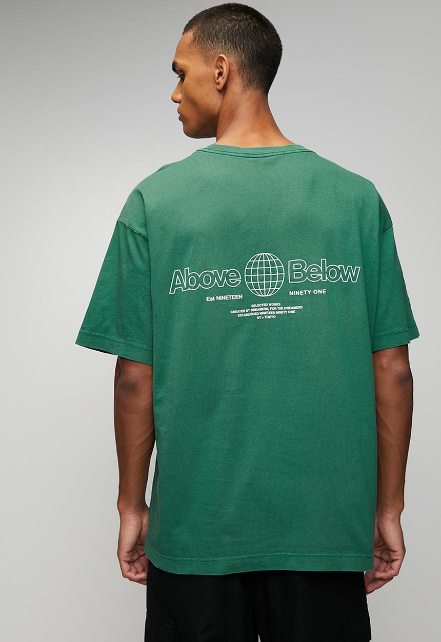 Box Fit Text T-Shirt - Emerald / Above 1991