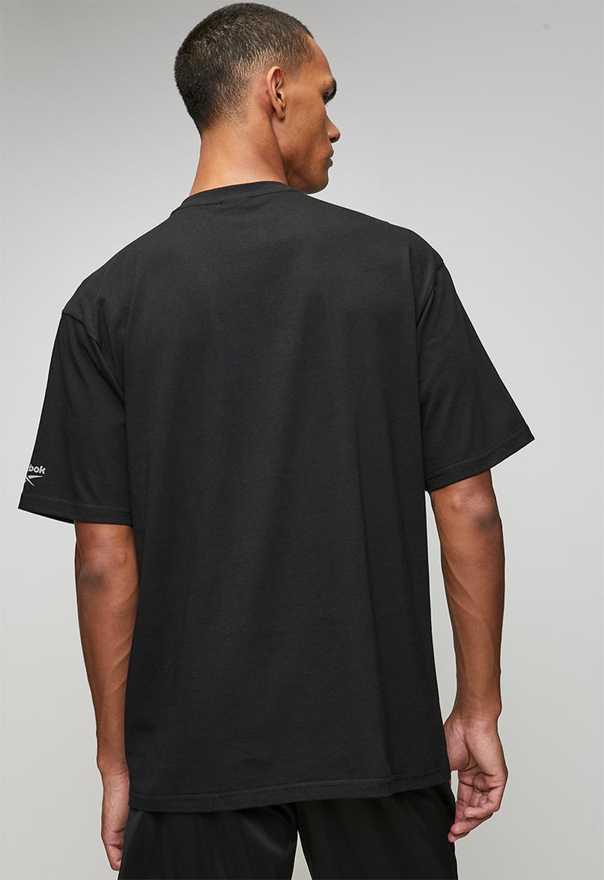 Reebok - CREST T-SHIRT - BLACK
