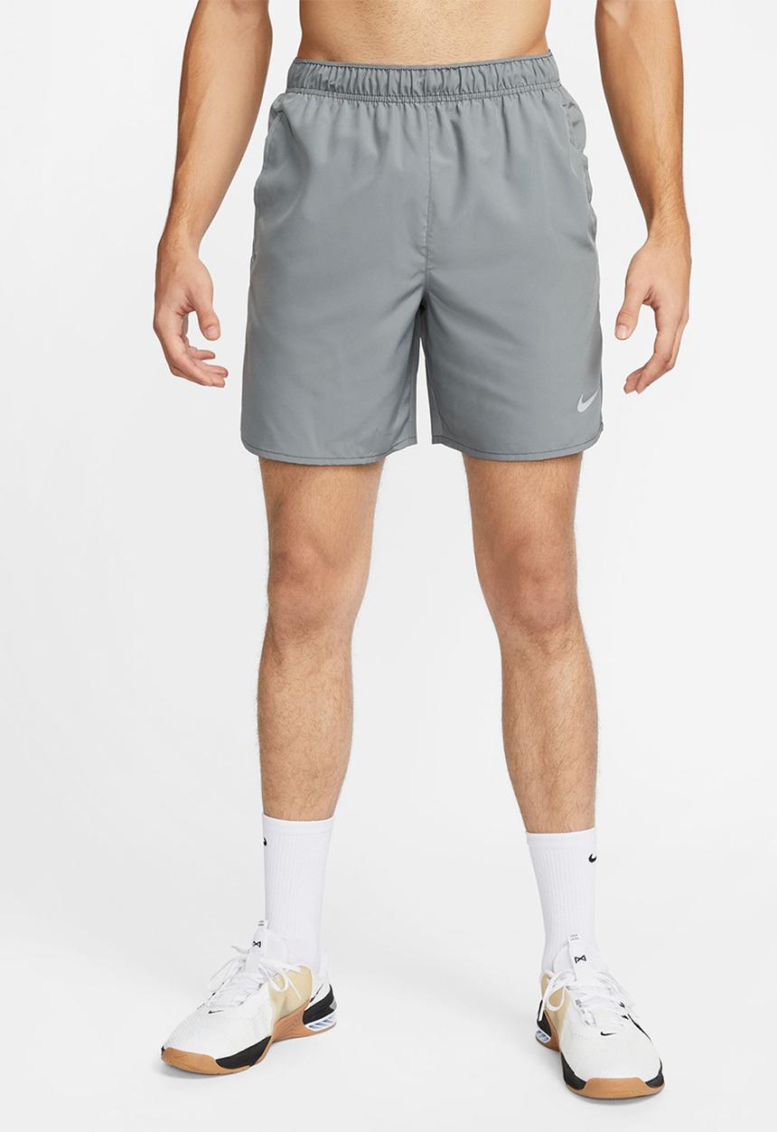 Nike - Nike Challenger Dri-FIT 7" Unlined Running Shorts