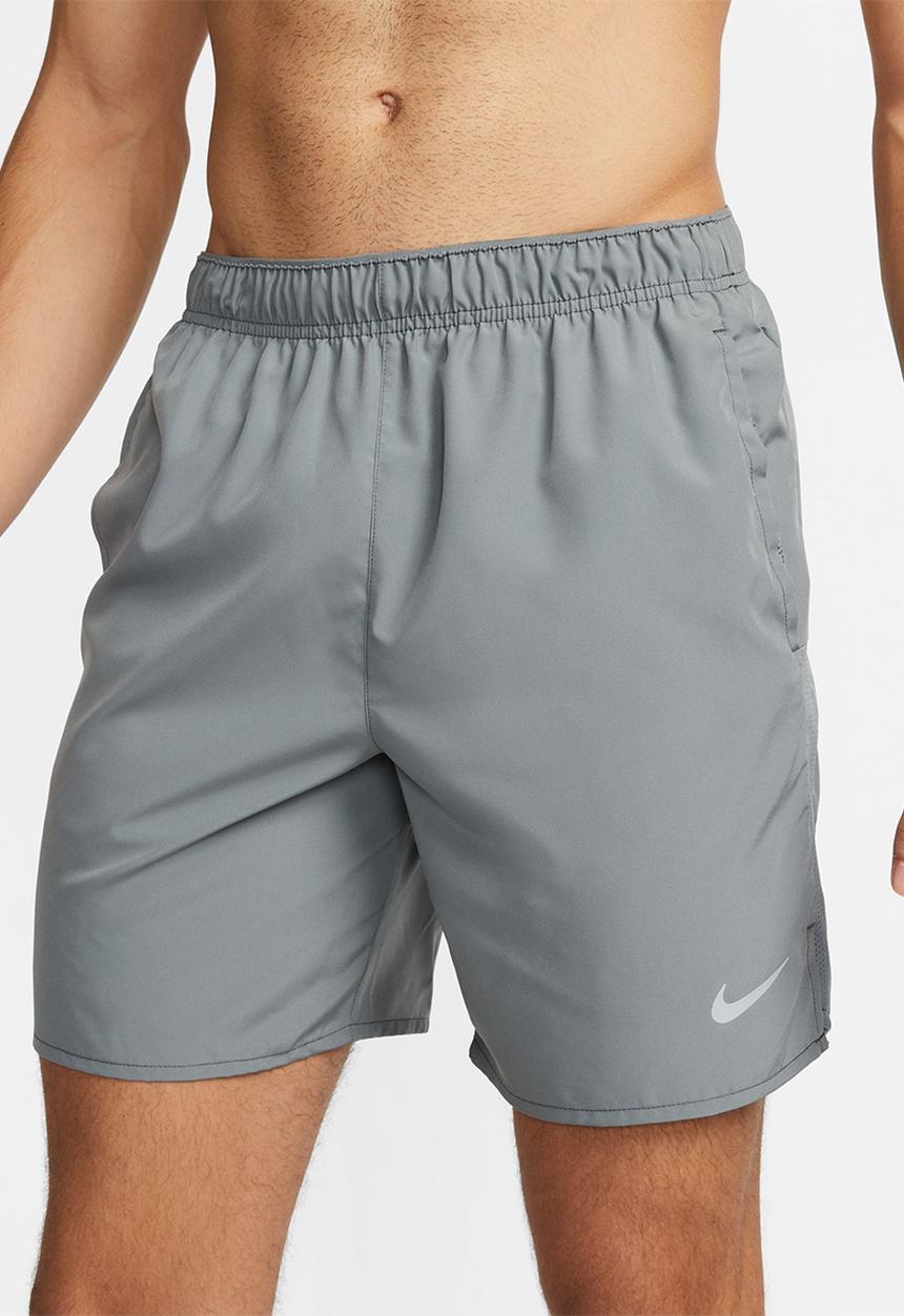 Nike - Nike Challenger Dri-FIT 7" Unlined Running Shorts