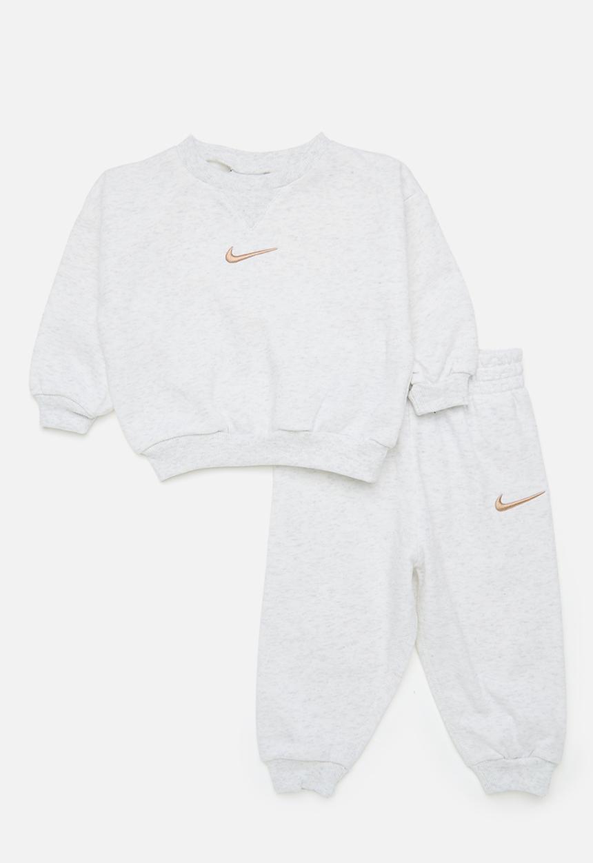 Nike - Nike essential fleece crew set - birch heather
