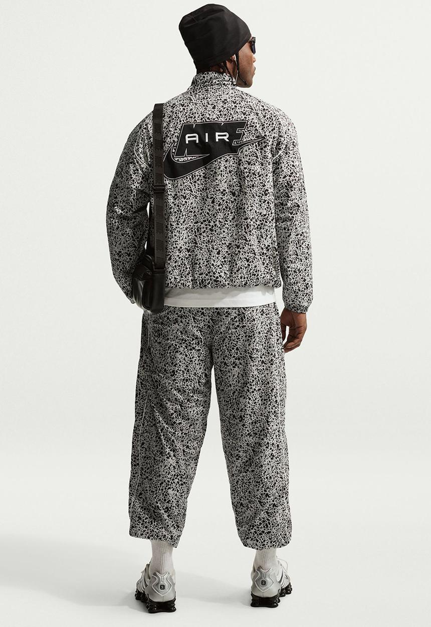 Nike - Nike Air Woven All Over Print Jacket - Blk/Wht/Multi