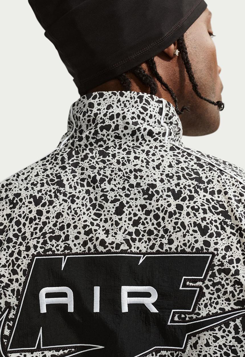 Nike - Nike Air Woven All Over Print Jacket - Blk/Wht/Multi