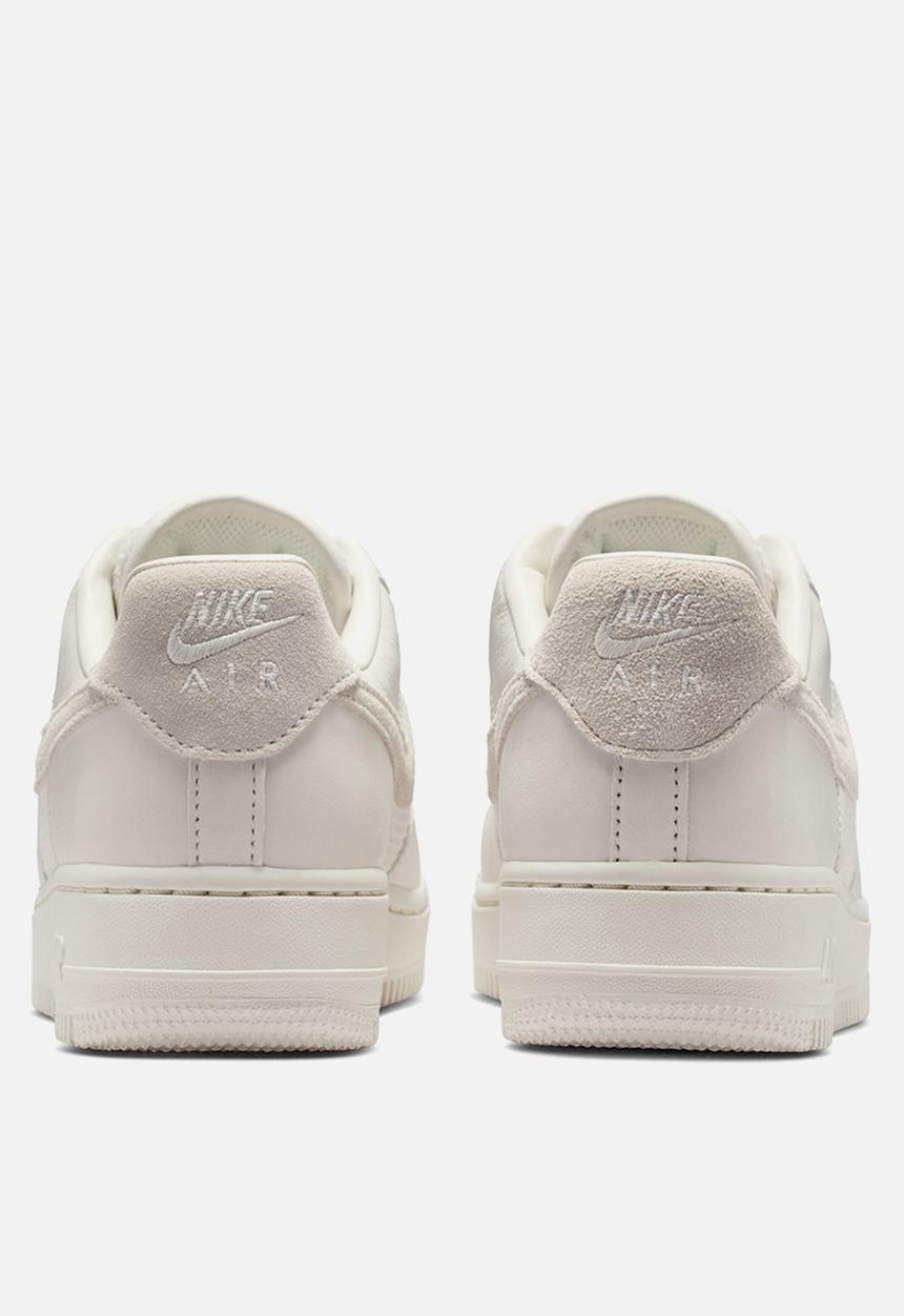 Nike - Nike Air Force 1 '07