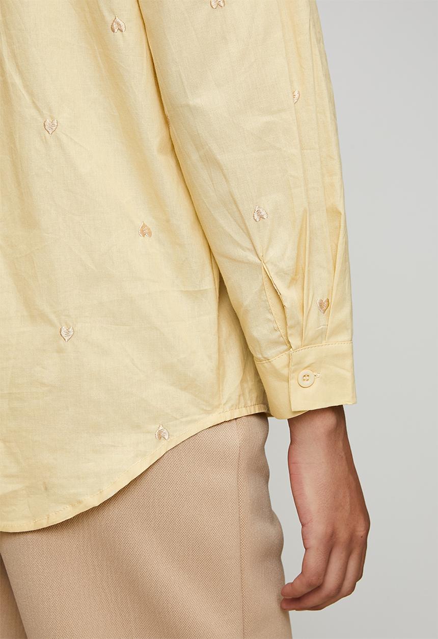 Stella Morgan - Ls Boyfriend Shirt With All Over Heart Embroidery - Butter
