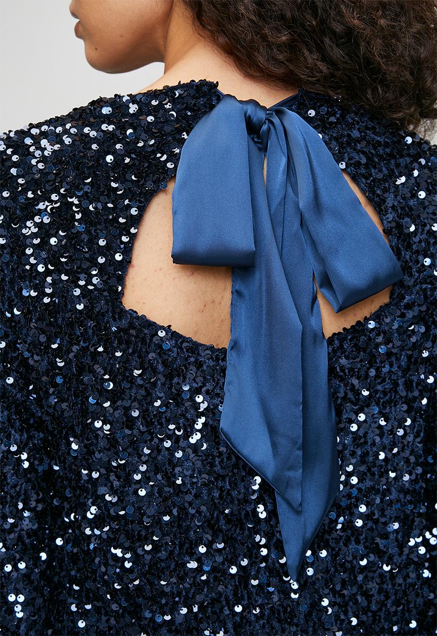 Stella Morgan - Loose Crew Neck Sequin Top With Key Hole And Satin Bow At Back - Navy