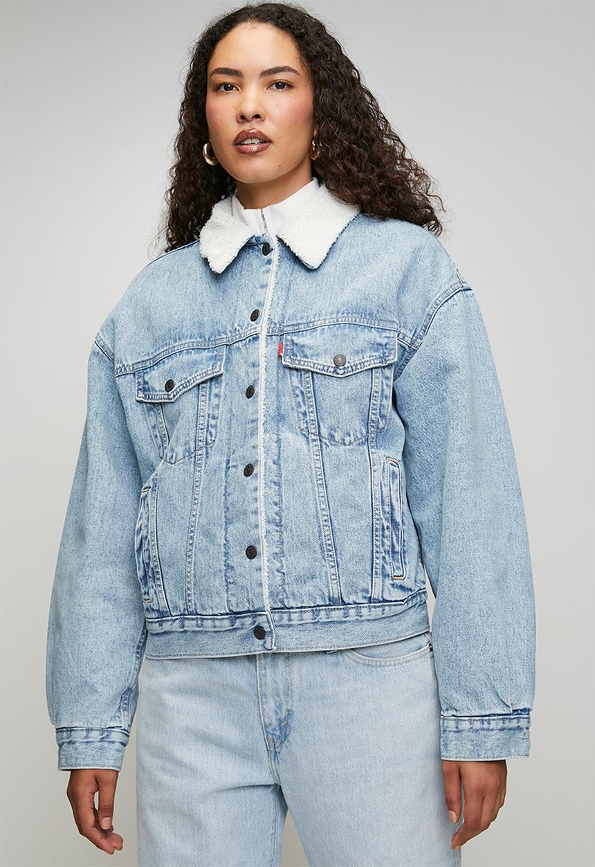 Levi’s® - 90s Sherpa trucker za - morning sunlight