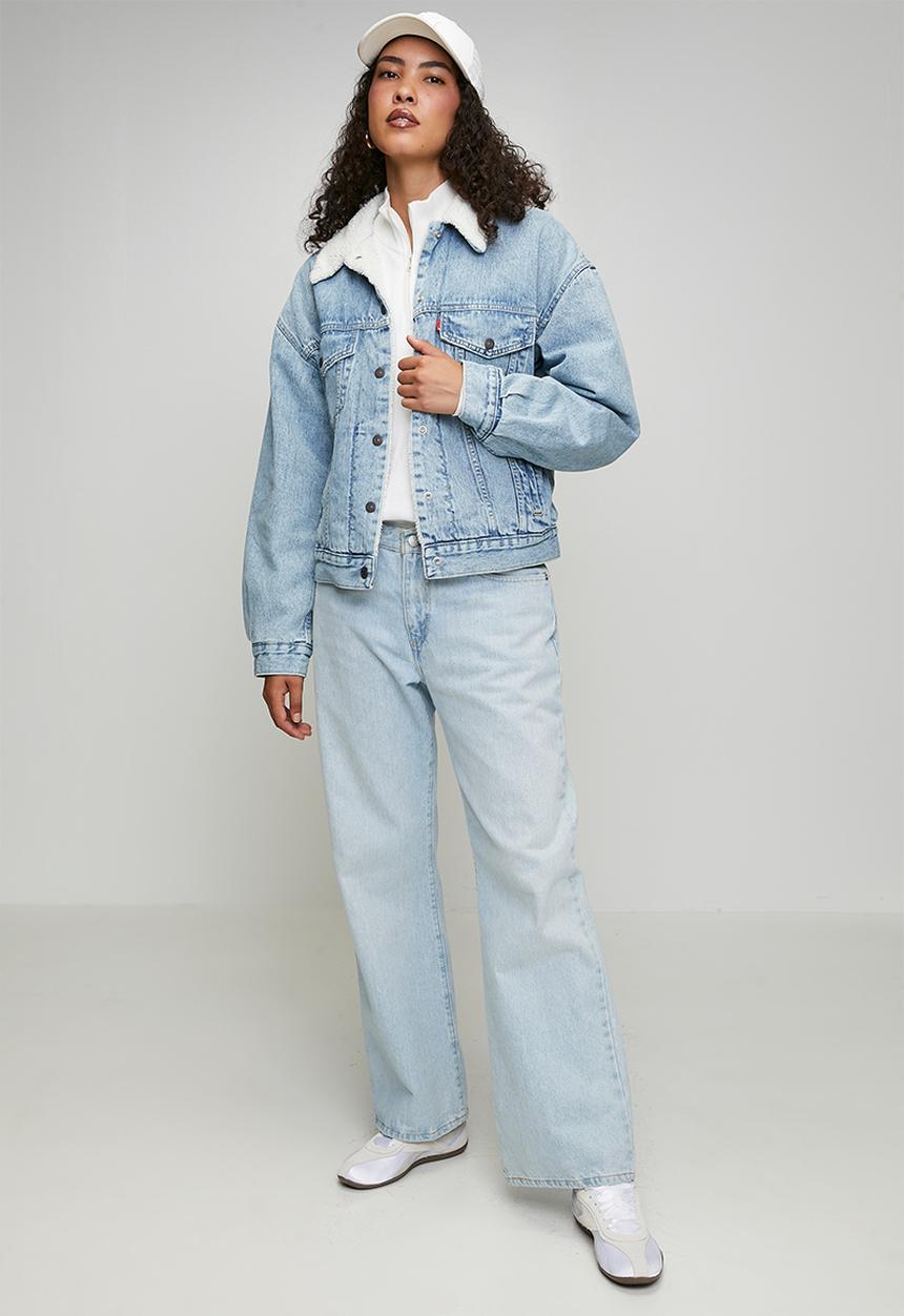 Levi’s® - 90s Sherpa trucker za - morning sunlight