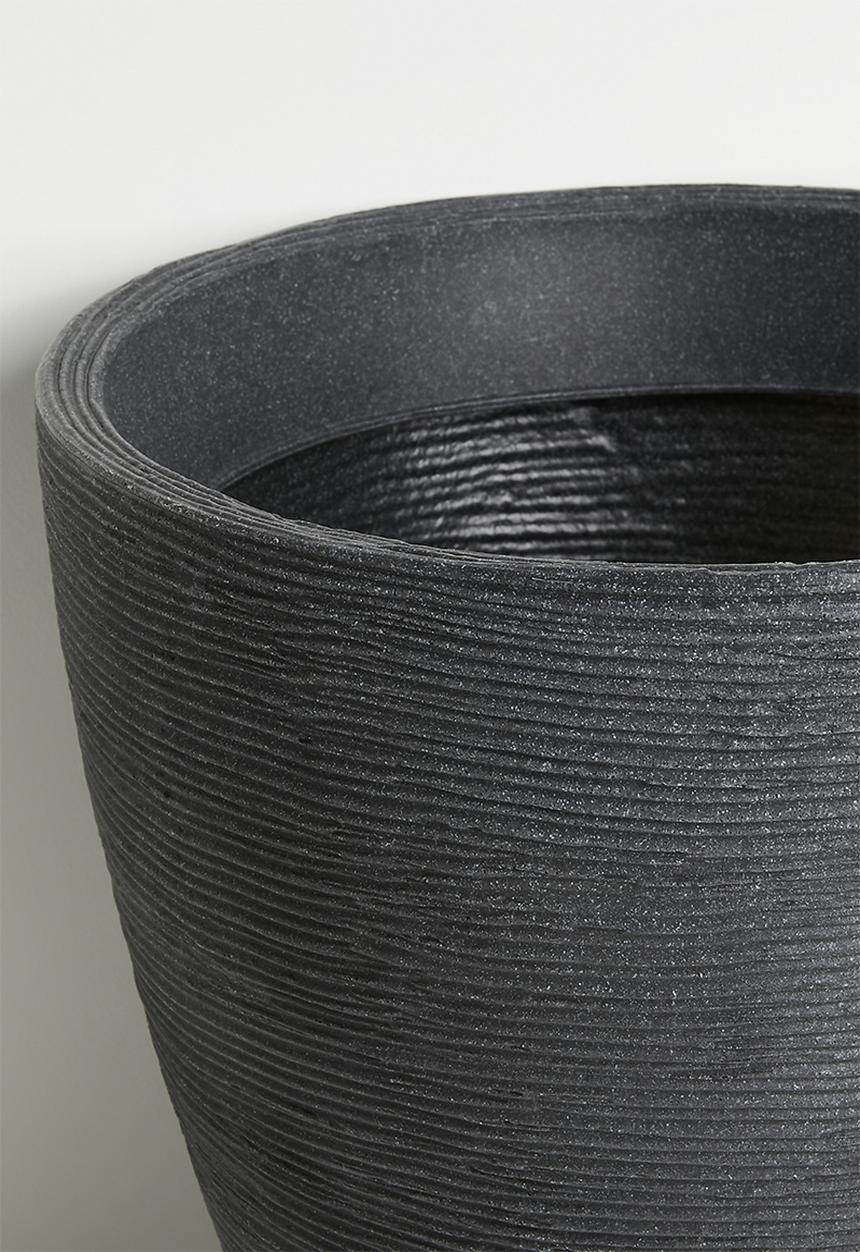 H&S - Ribbed Tall Planter - Black