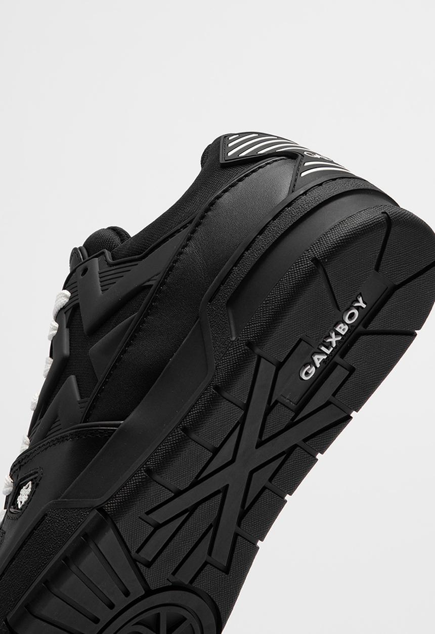 GALXBOY - 012 TRAINER - Black