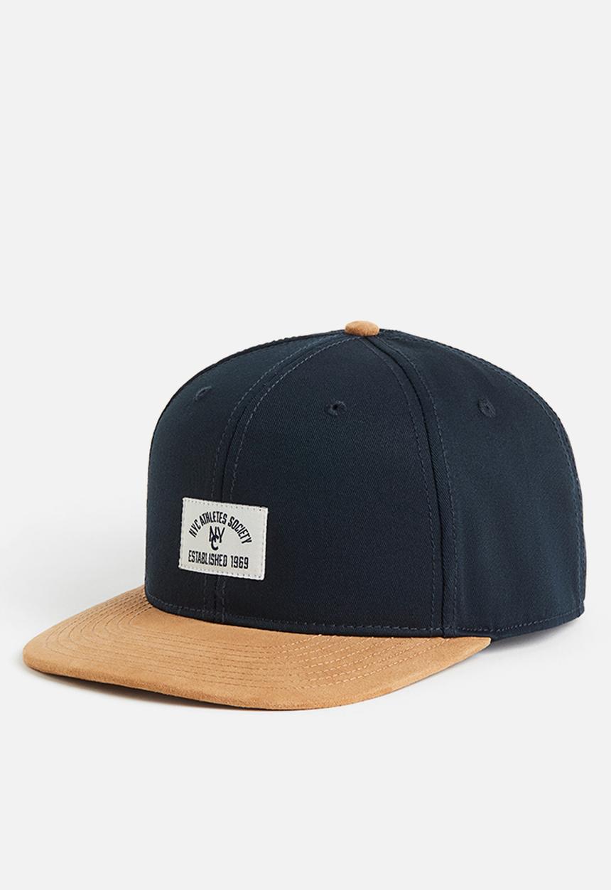 H&M - Cap with an appliqué - blue,multi