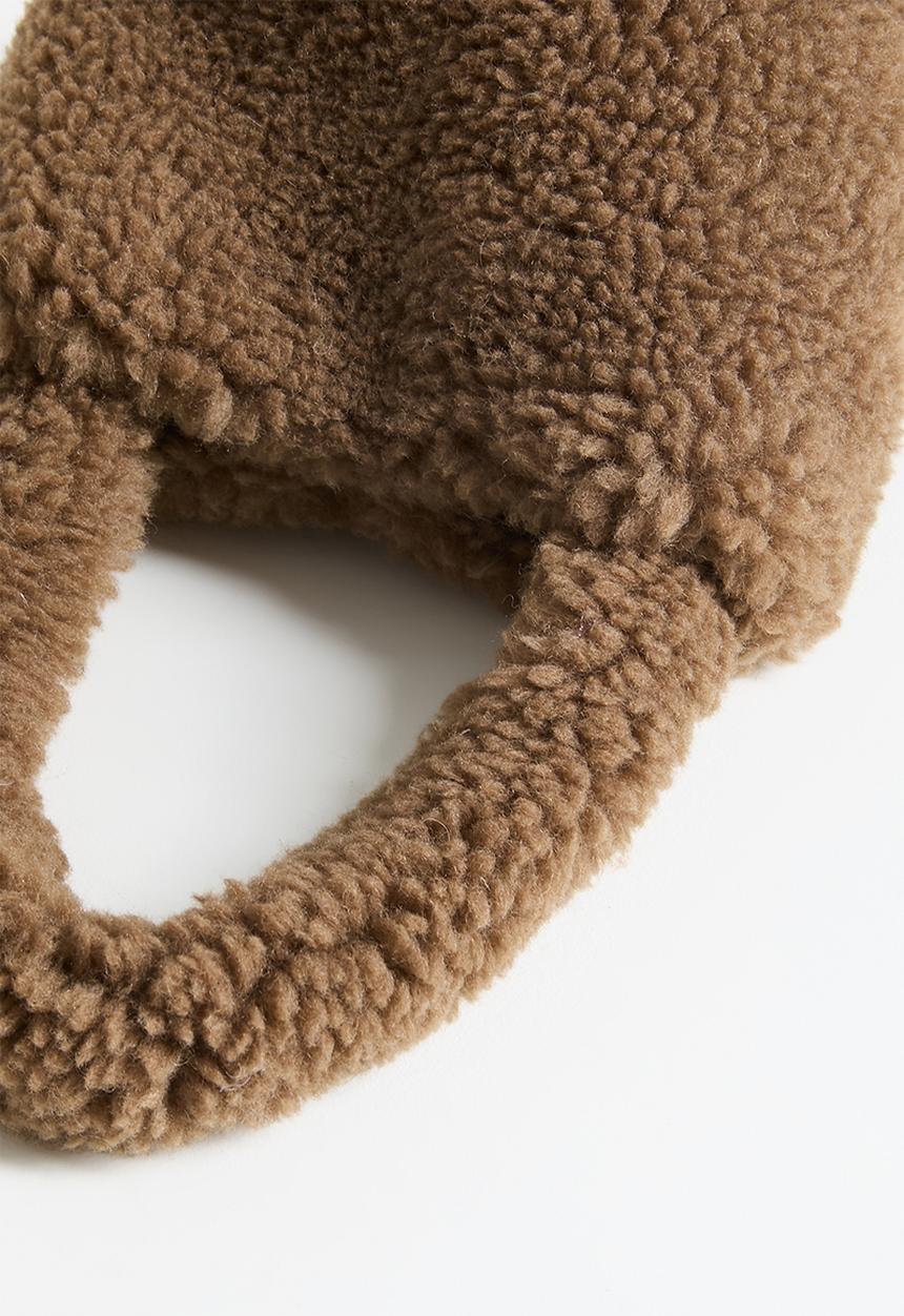 Pop Candy - Plush bag - beaver brown