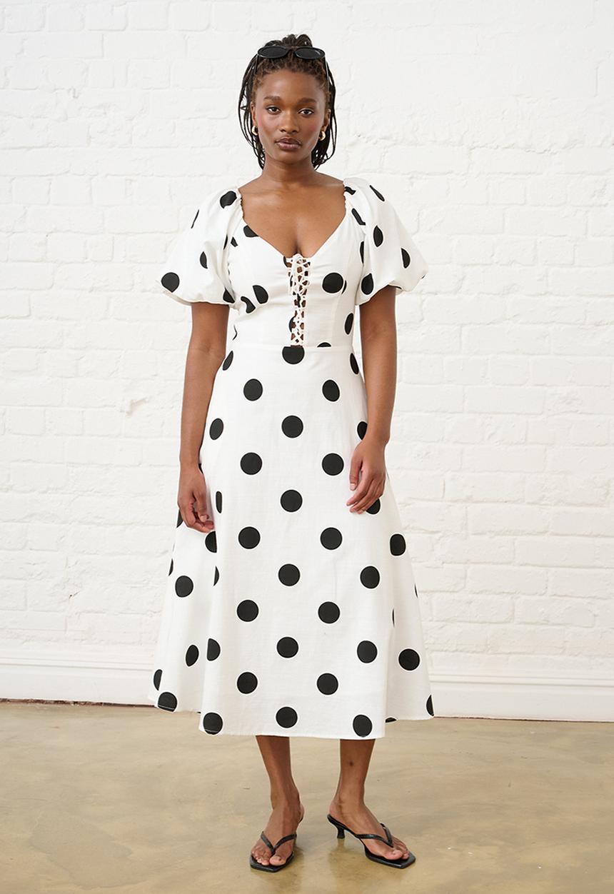 Me&B - Spot Linen Blend Dress with Lace Up Detail - White