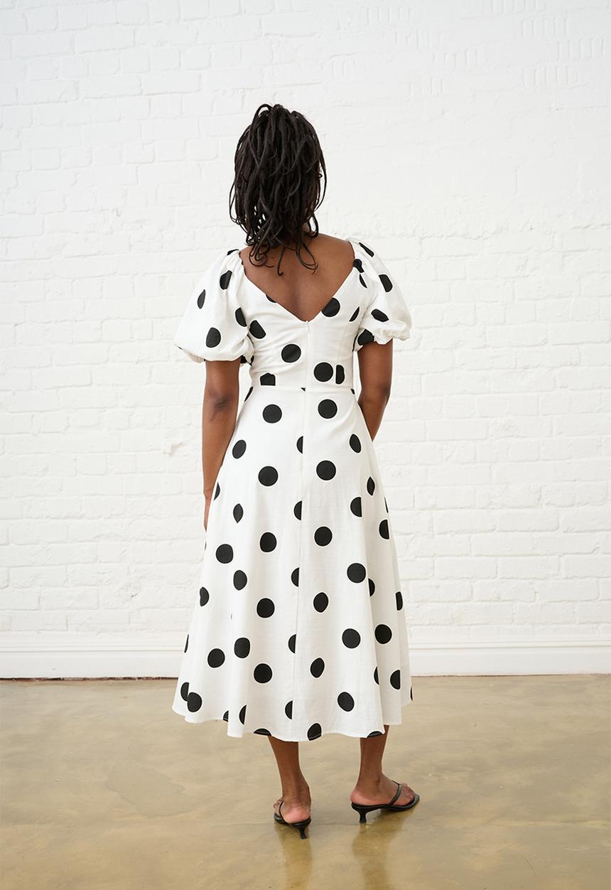 Me&B - Spot Linen Blend Dress with Lace Up Detail - White