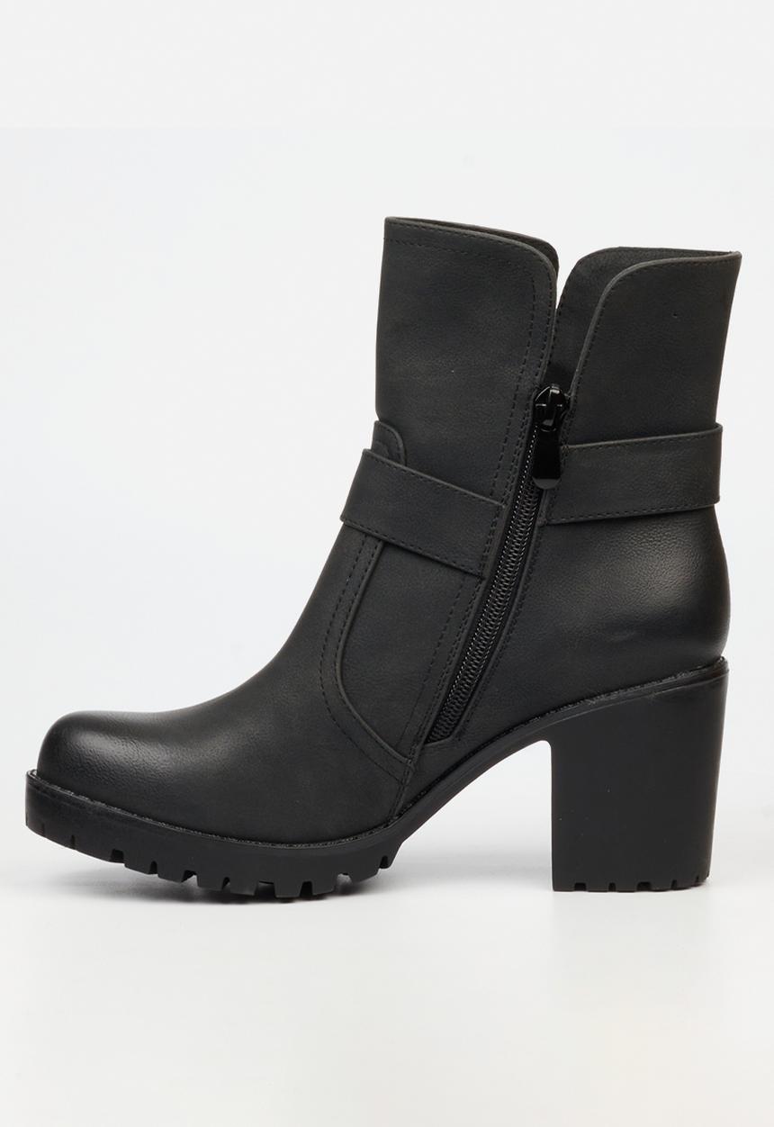 Butterfly Feet - Esther 8 boot - black