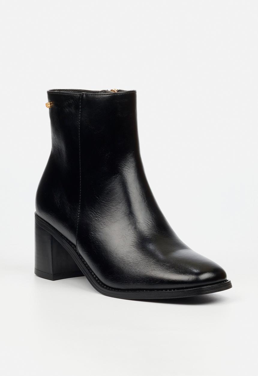 Miss Black - Zuri 1 block heel ankle boot - black