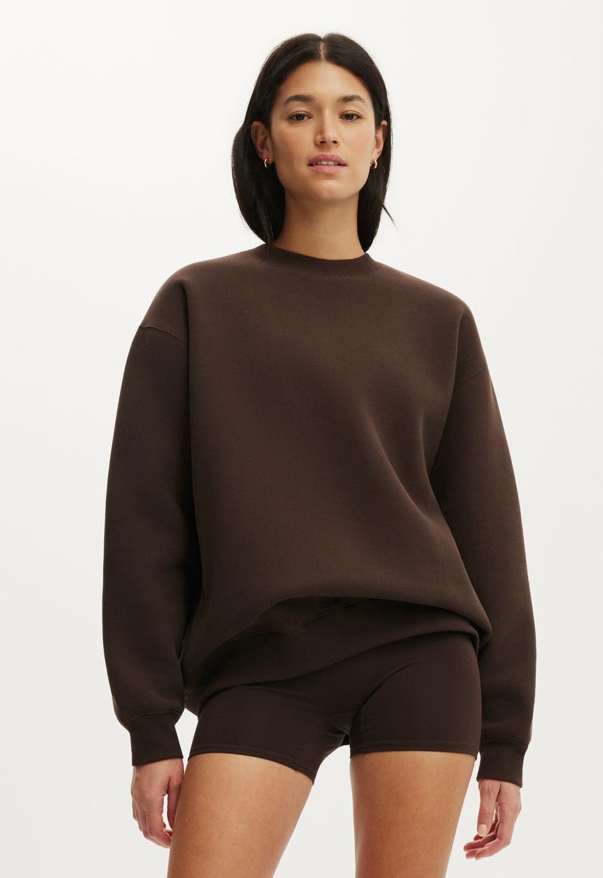 Cotton On - Plush Crew Sweatshirt - French Roast