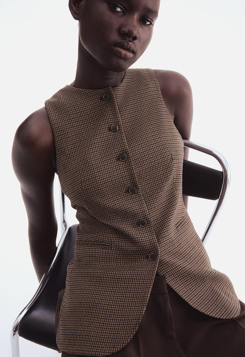 H&M - Long waistcoat - dark beige dogtooth pattern