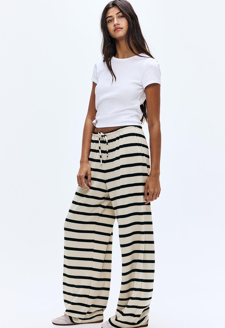 H&M - Wide rib-knit trousers - light beige striped