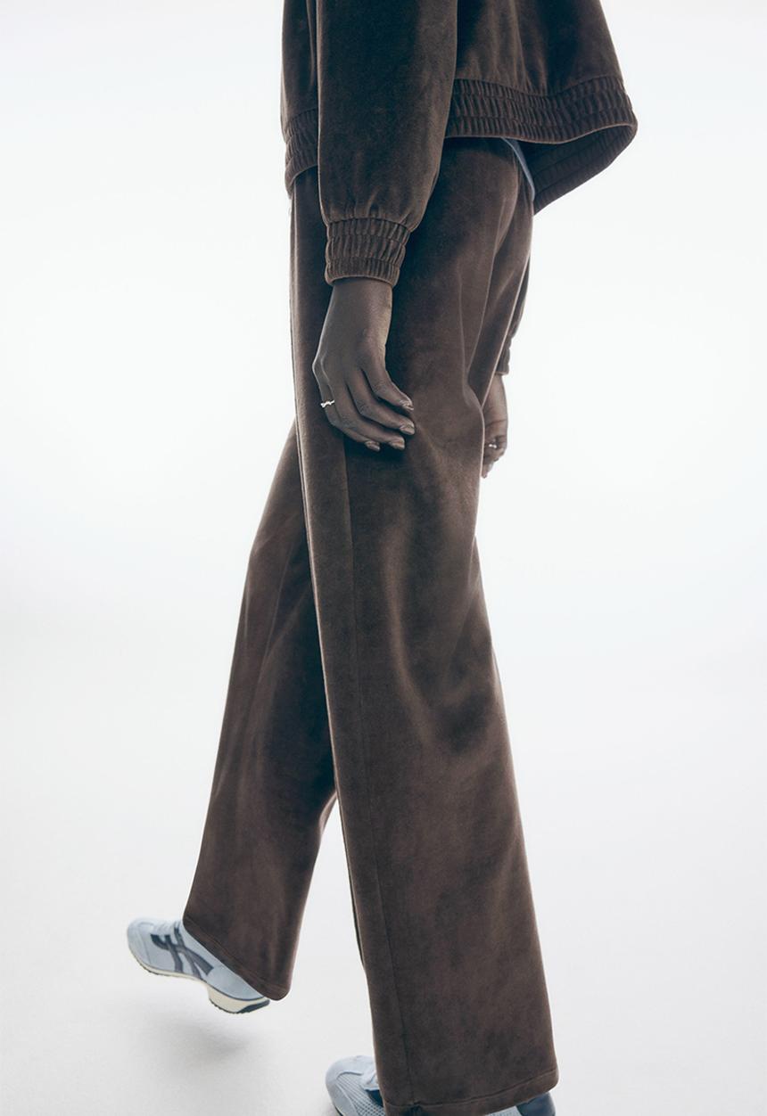 H&M - Wide velour joggers - dark brown