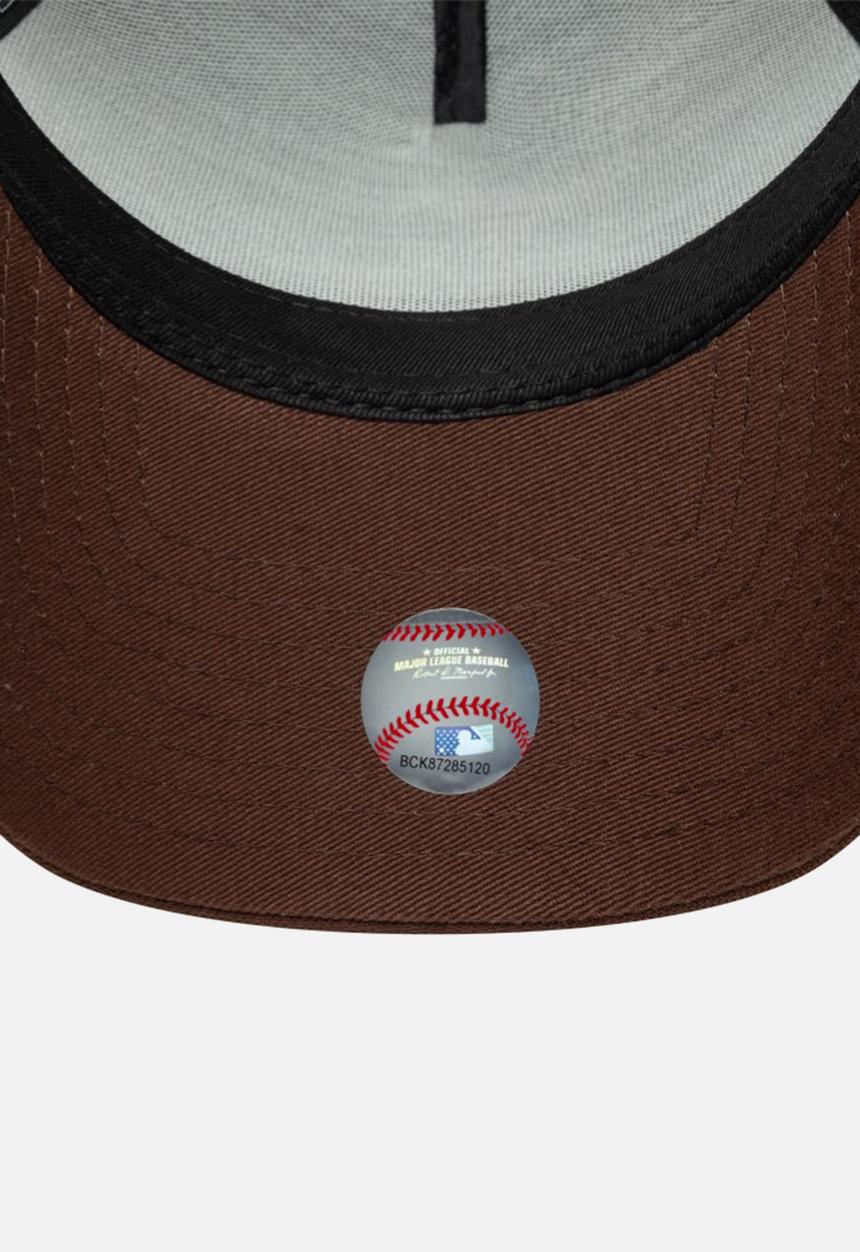 New Era - Outline Script E-Frame - Brown