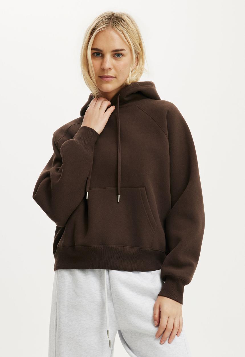 Cotton On - Plush Essential Raglan Hoodie - French Roast