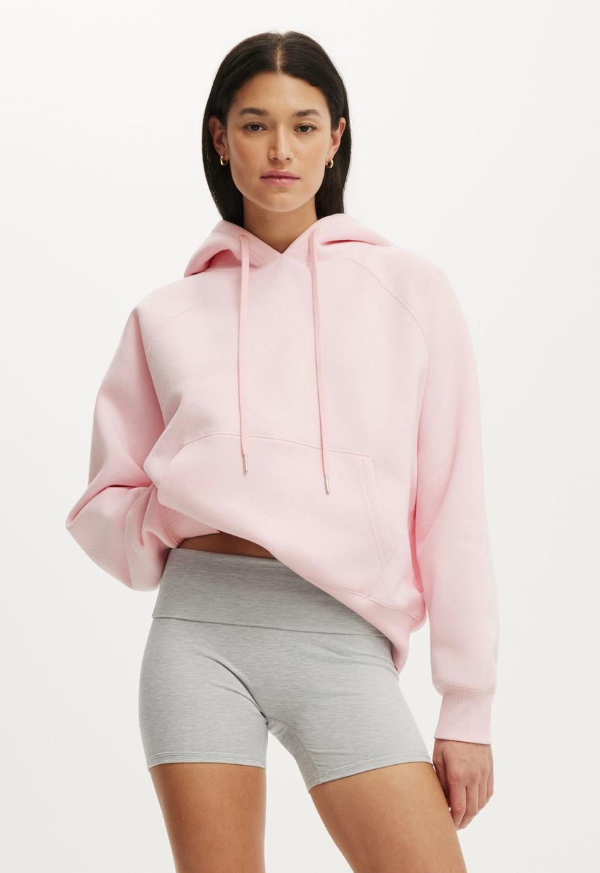 Cotton On - Plush Essential Raglan Hoodie - Cherry Dream