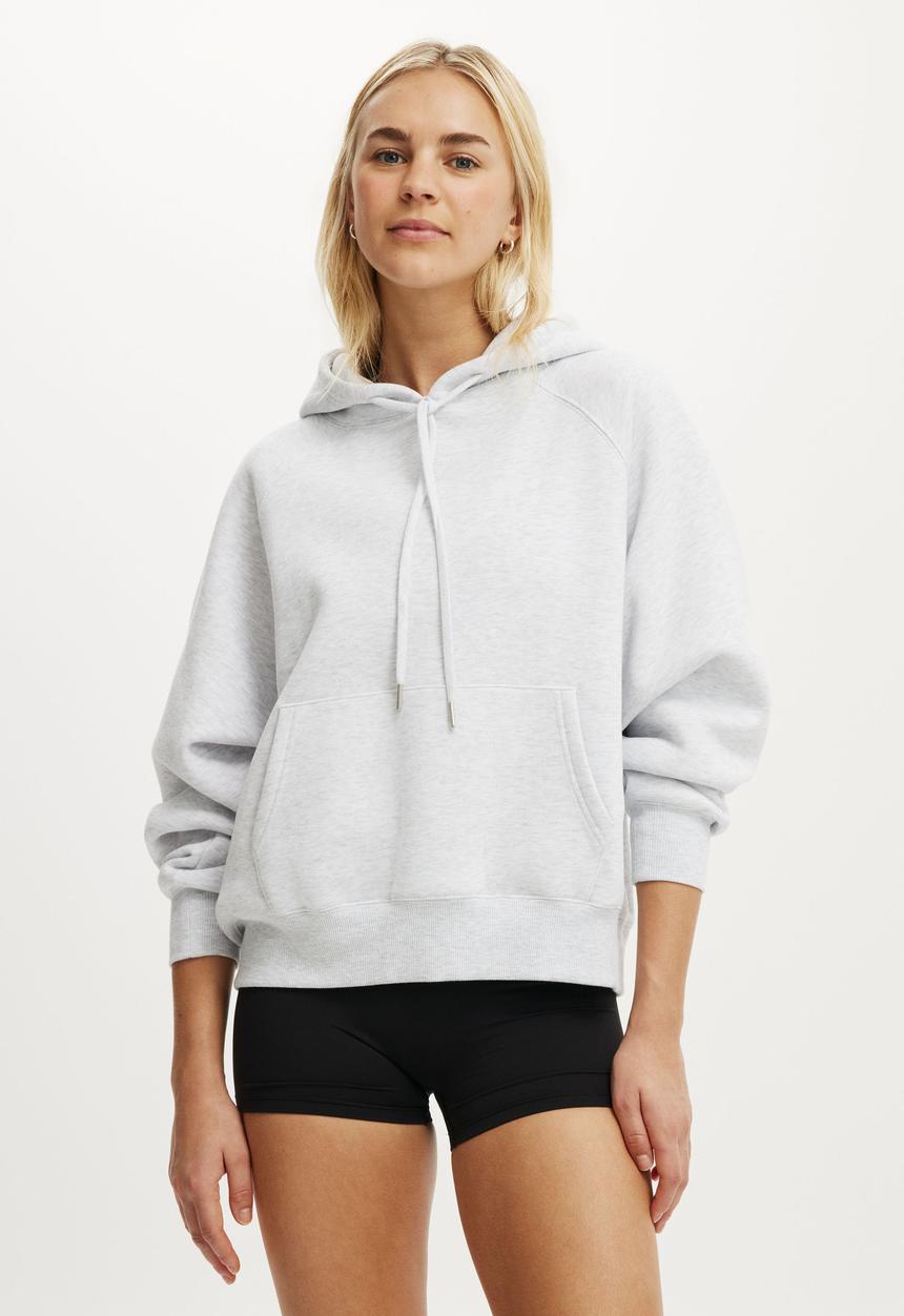 Cotton On - Plush Essential Raglan Hoodie - Cloudy Grey Marle