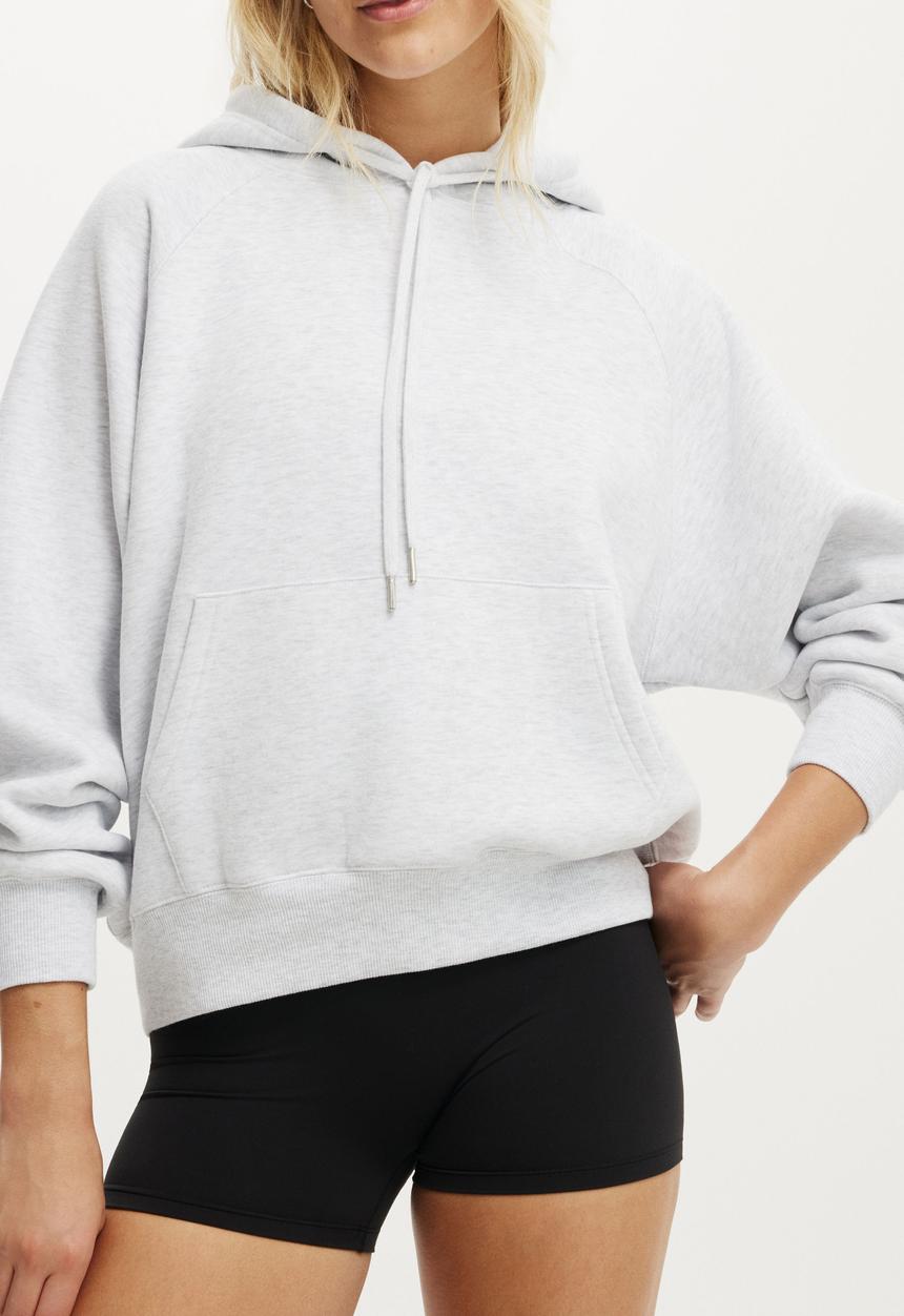 Cotton On - Plush Essential Raglan Hoodie - Cloudy Grey Marle